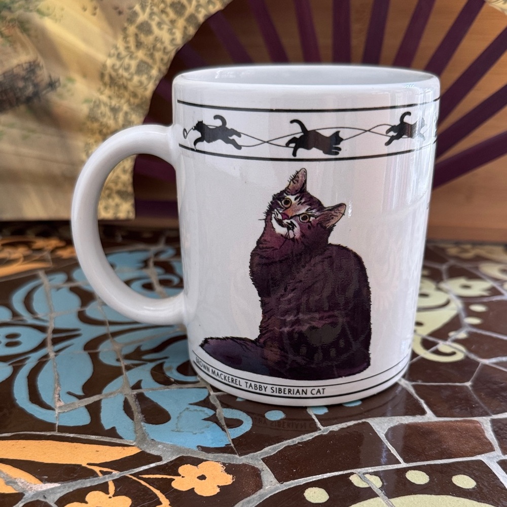 CAT LOVERS LIMITED COLLECTABLE Cat Mug.
